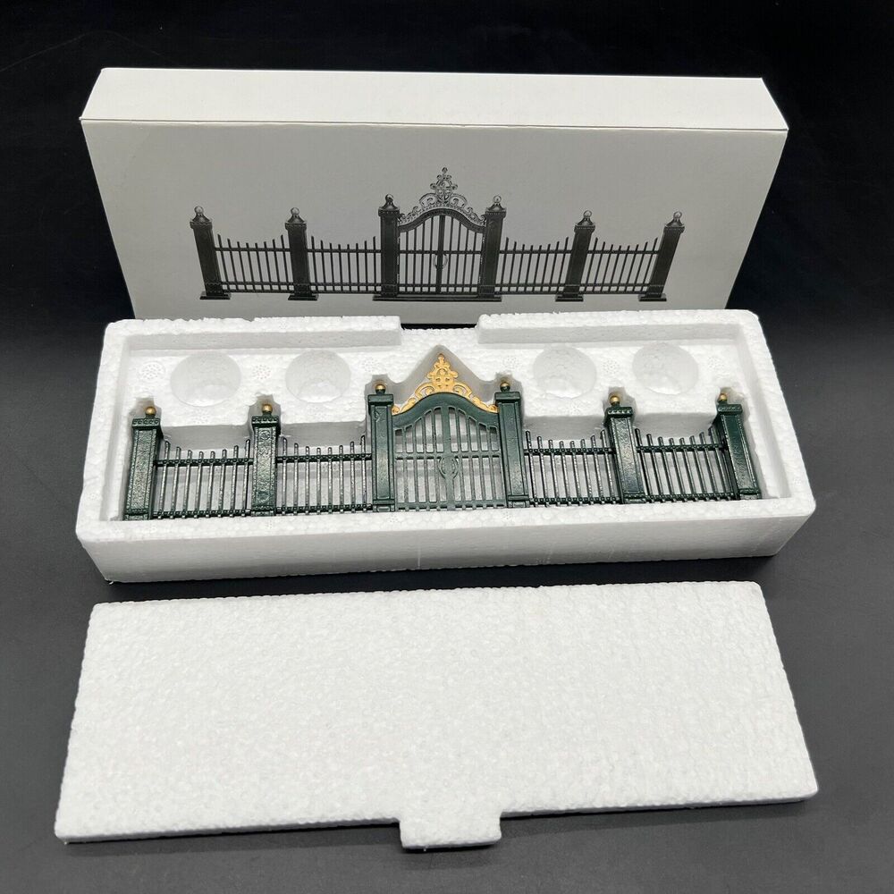 Dept 56 Heritage Village Wrought Iron Gate and Fence 9 Pc #5514-0 Christmas